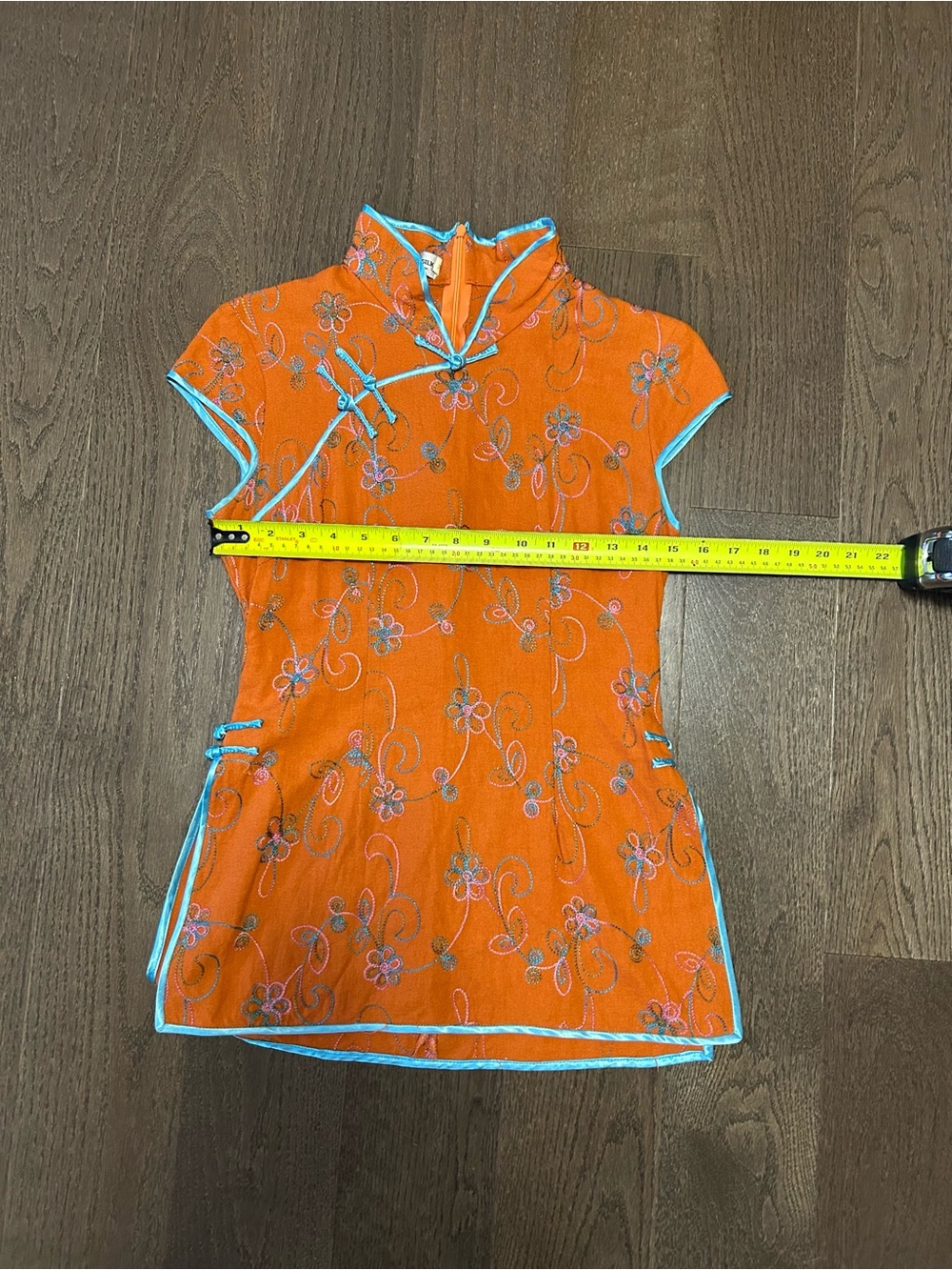 90s / Y2K Chinoiserie Dragon Silk Hangzhou Orange Embroidered Top | M (Fits S) - Picture 5 of 7